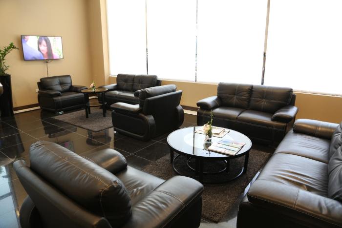 belle tower luxury apartments