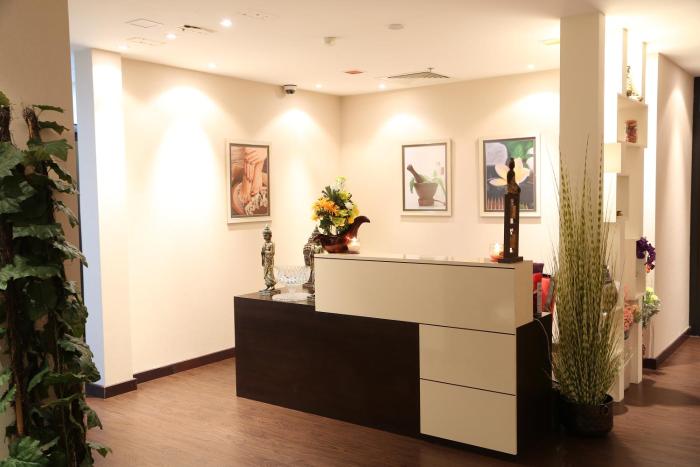 belle tower luxury apartments