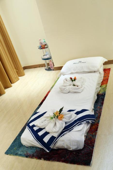 belle tower luxury apartments