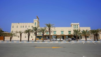 bahrain beach bay resort