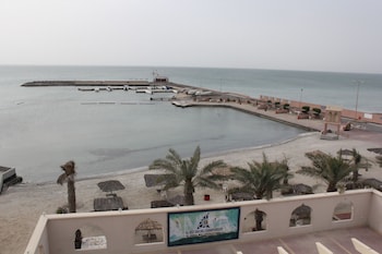 bahrain beach bay resort