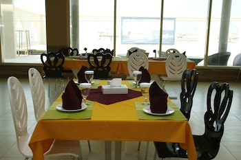 bahrain beach bay resort