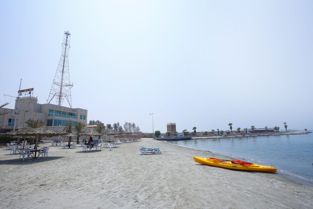 bahrain beach bay resort