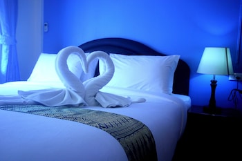 my place surat hotel