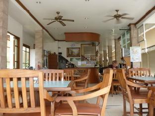 New Nikom Court,Pattaya Beach>>Pattaya,2 star