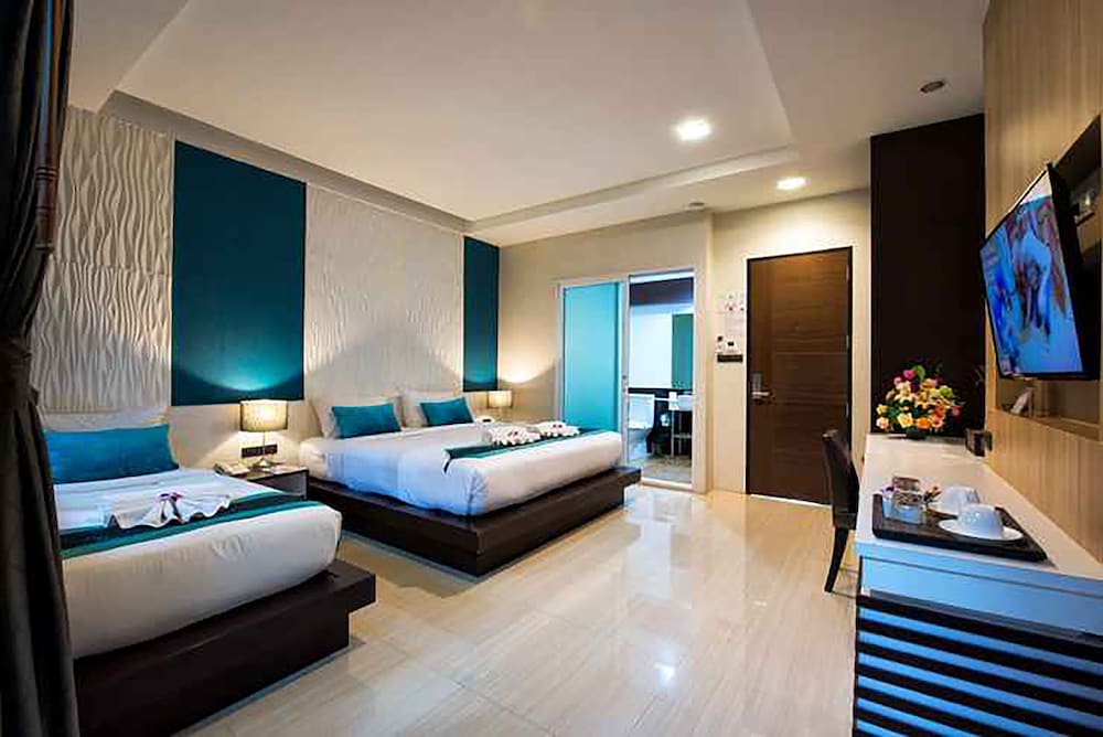 the nice hotel