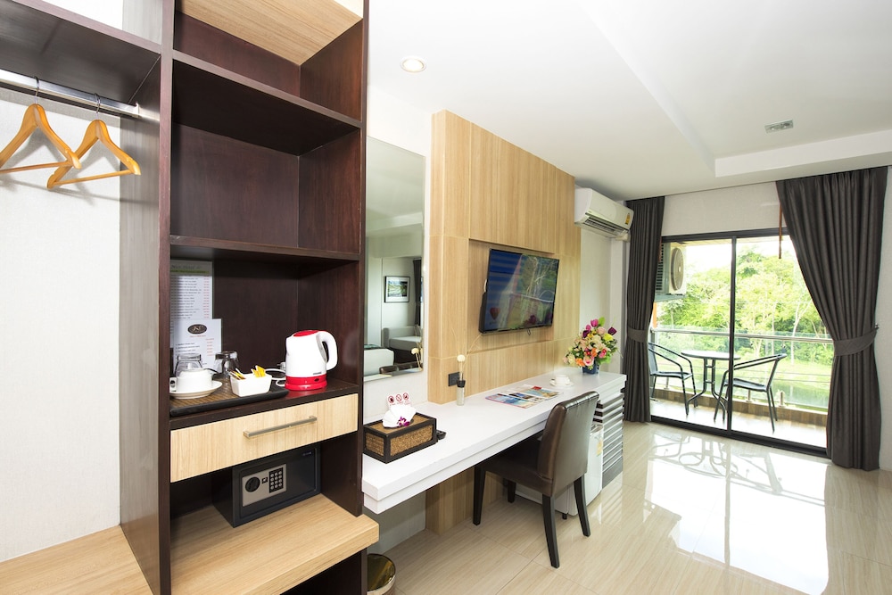 the nice hotel