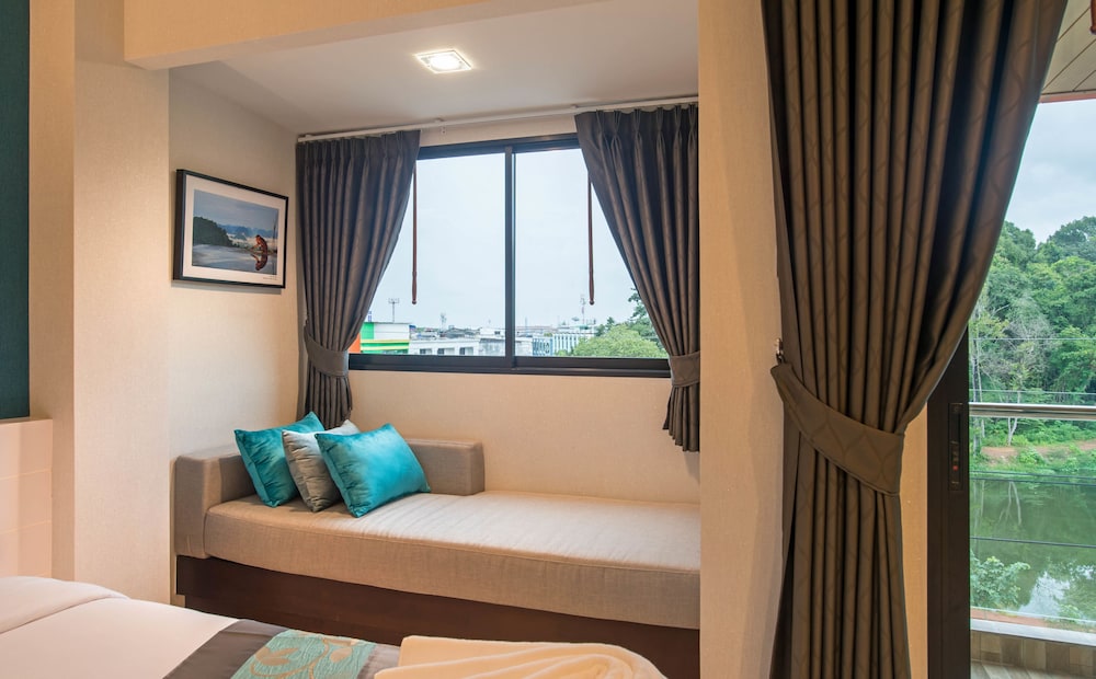 the nice hotel