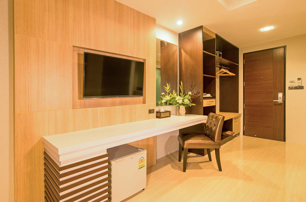 the nice hotel