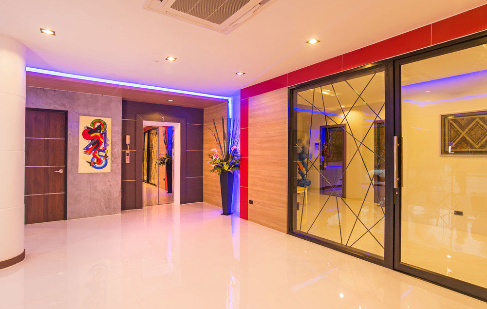 the nice hotel