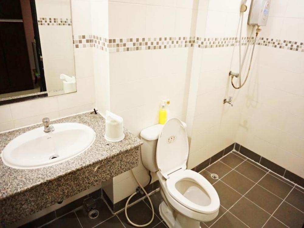 diamond bangkok apartment