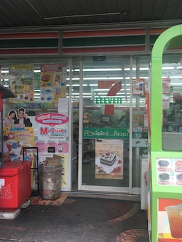 diamond bangkok apartment