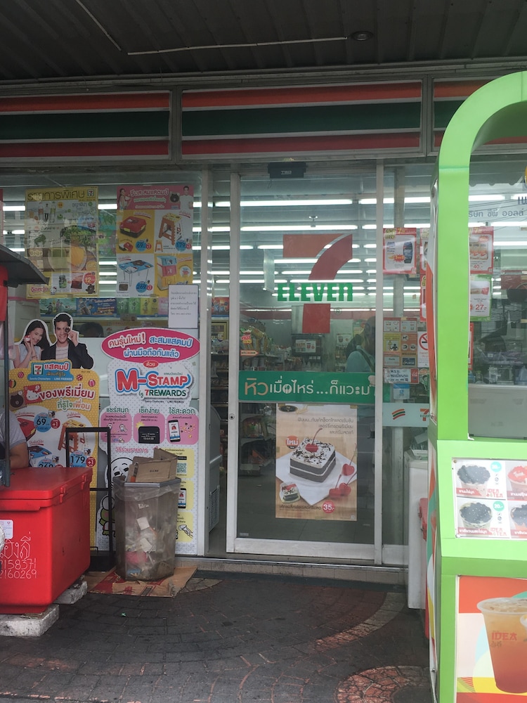 diamond bangkok apartment