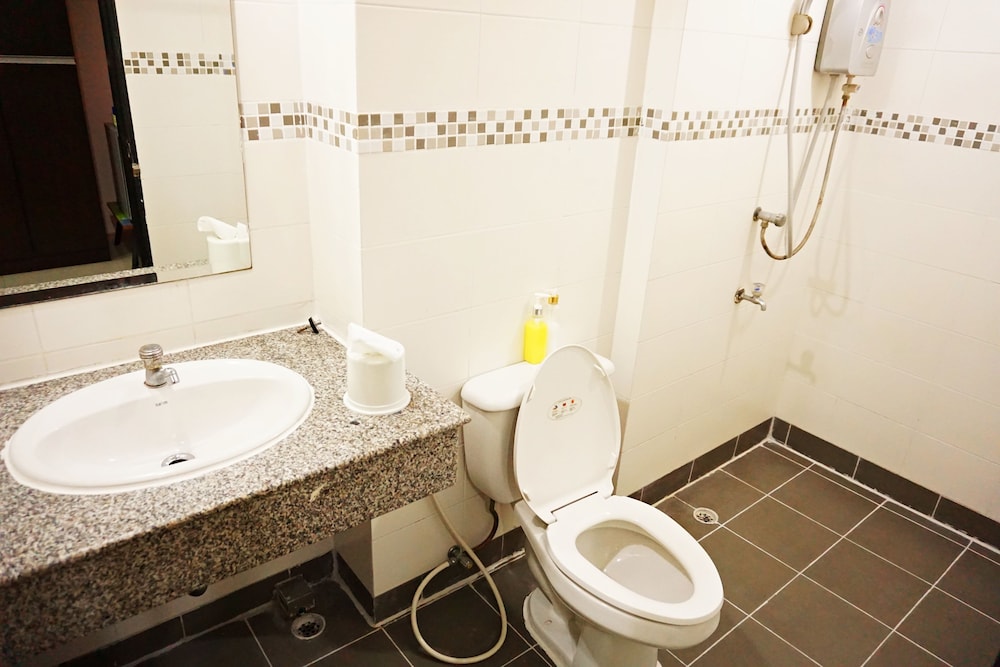 diamond bangkok apartment