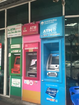 diamond bangkok apartment