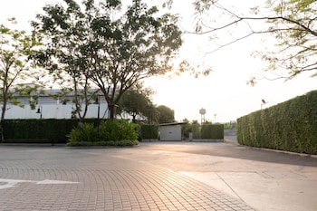 the park nine hotel suvarnabhumi