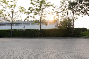 the park nine hotel suvarnabhumi