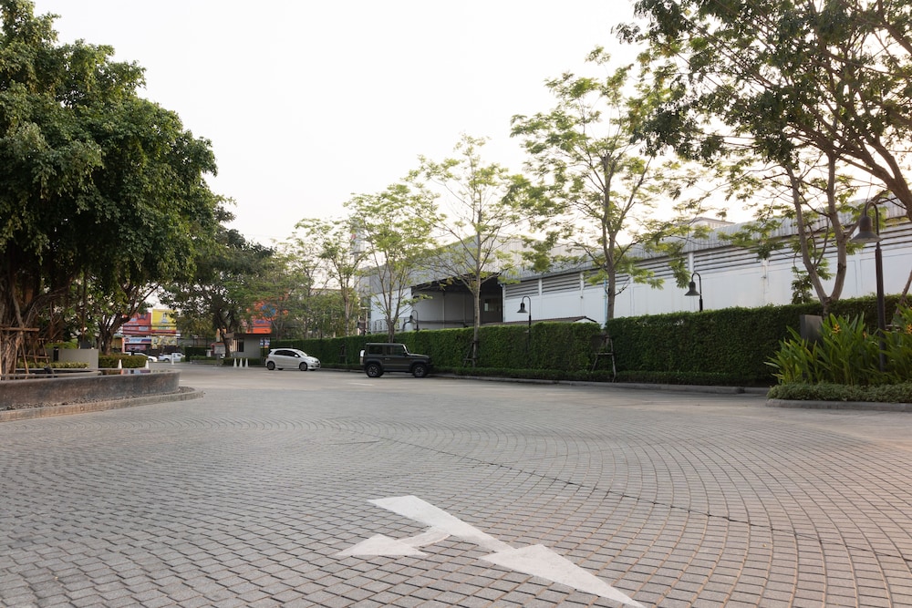 the park nine hotel suvarnabhumi