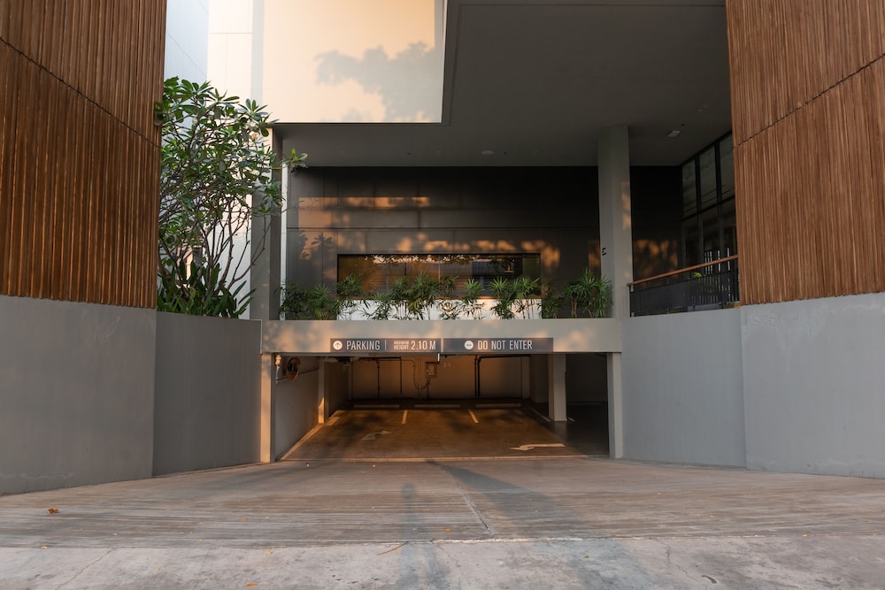 the park nine hotel suvarnabhumi