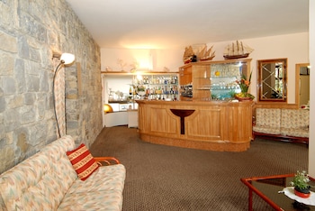 Hotel 5 Terre,Near Fegina Beach,3 star