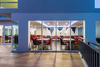 anajak bangkok hotel