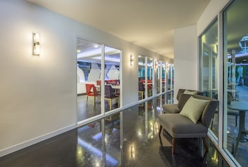 anajak bangkok hotel