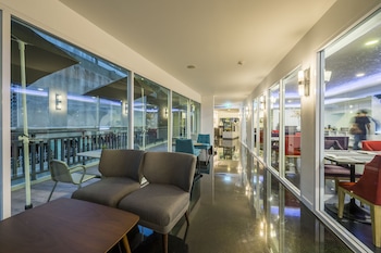 anajak bangkok hotel