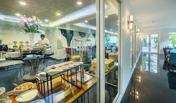 anajak bangkok hotel