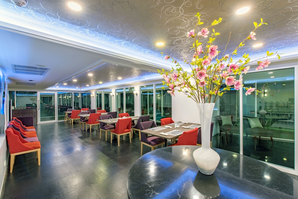 anajak bangkok hotel