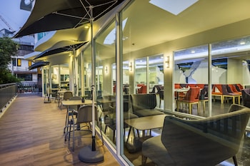 anajak bangkok hotel