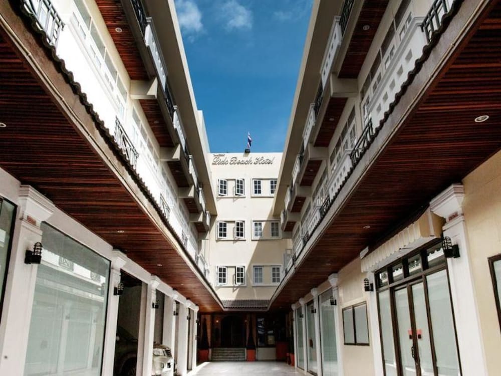 lido beach hotel pattaya