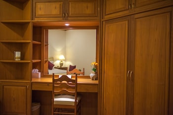 lido beach hotel pattaya