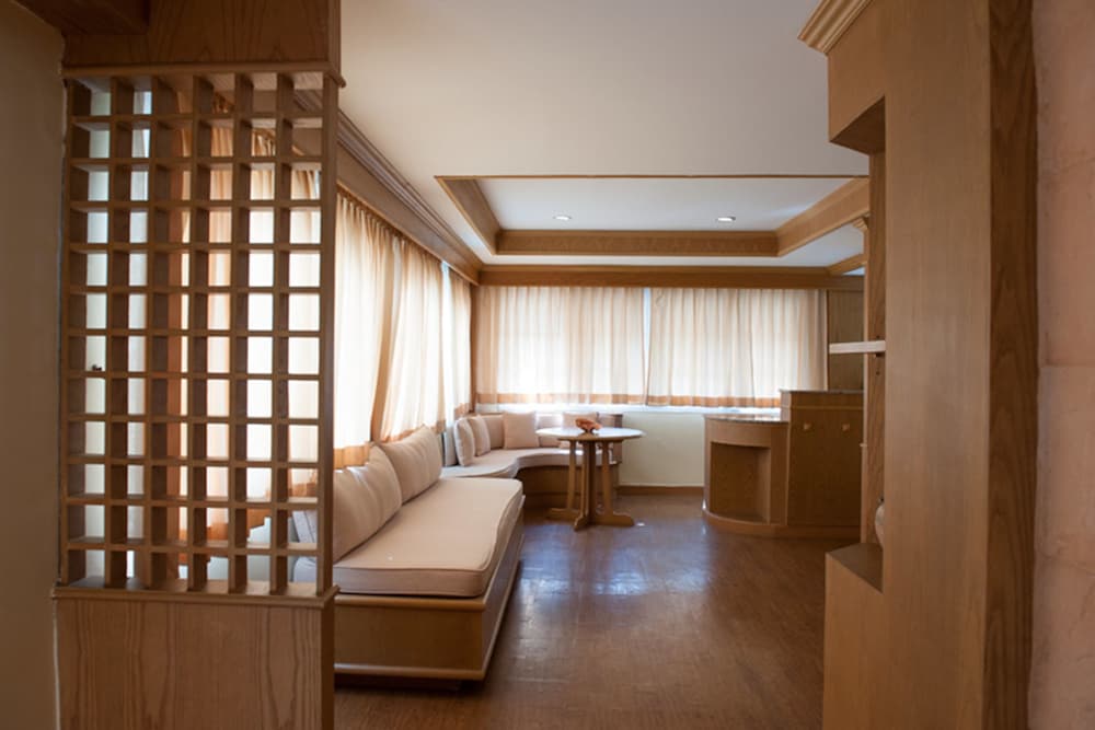 lido beach hotel pattaya