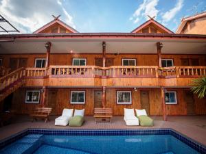 Viking Resort,Pattaya>>Chonburi,3 star