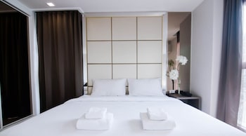 hope land hotel sukhumvit 8