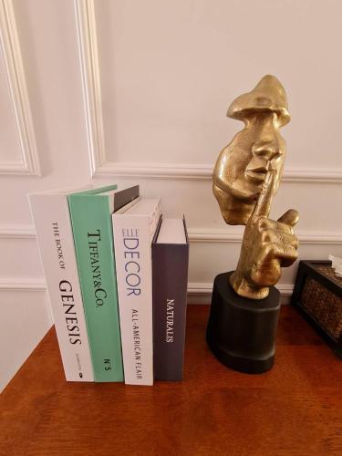 elegancy resort hua hin