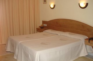 Nuevo Vichona,Pontevedra>>Dena,3 star