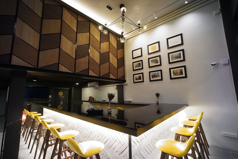 brb hostel bangkok silom