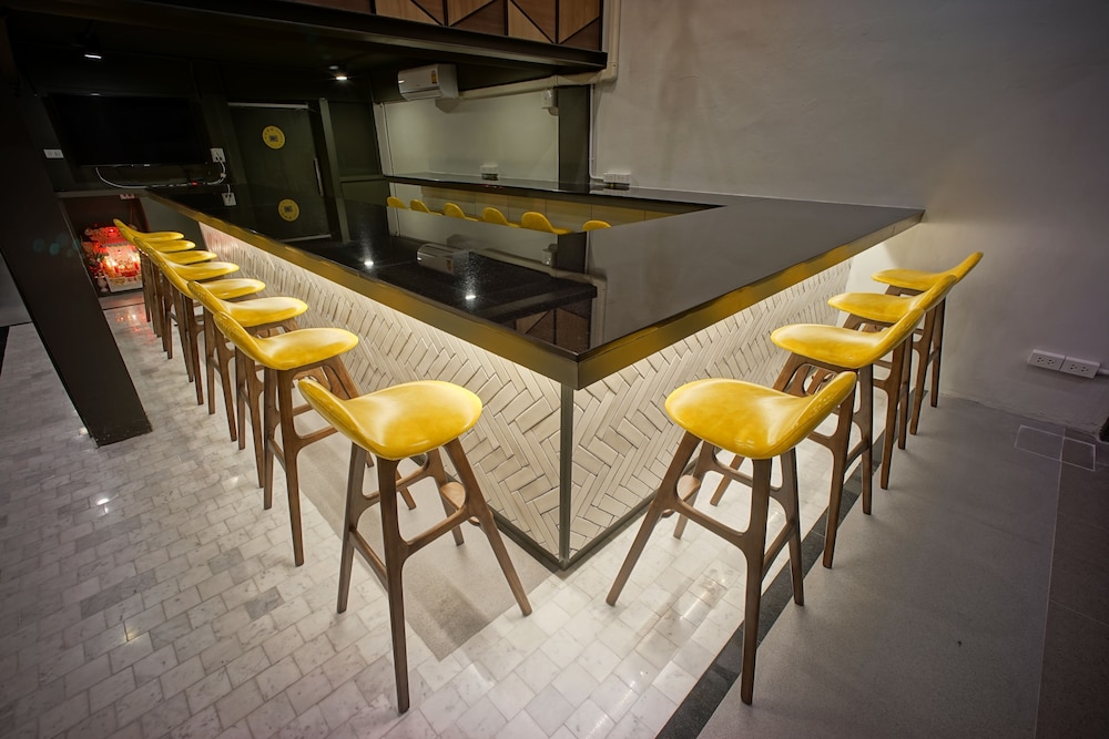 brb hostel bangkok silom