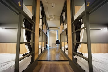 brb hostel bangkok silom