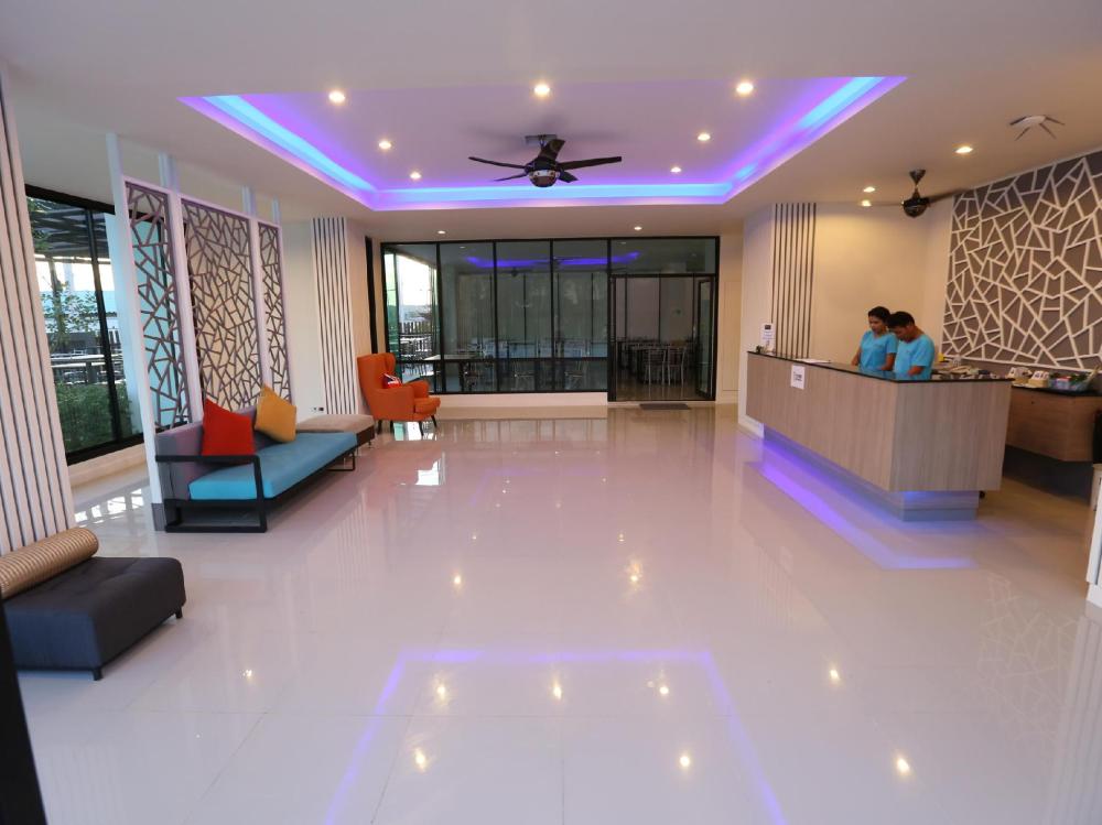 s4 nai yang beach