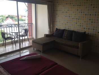 baan pak i un hua hin