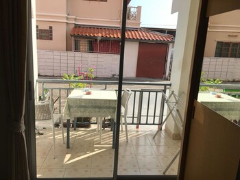 baan pak i un hua hin