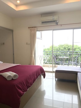 baan pak i un hua hin