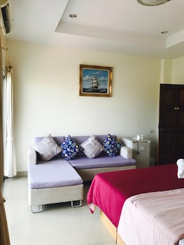 baan pak i un hua hin