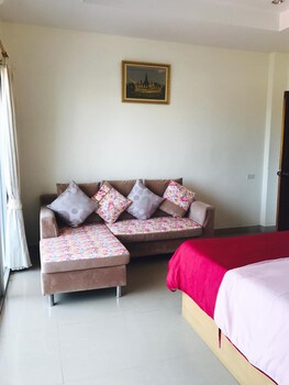 baan pak i un hua hin