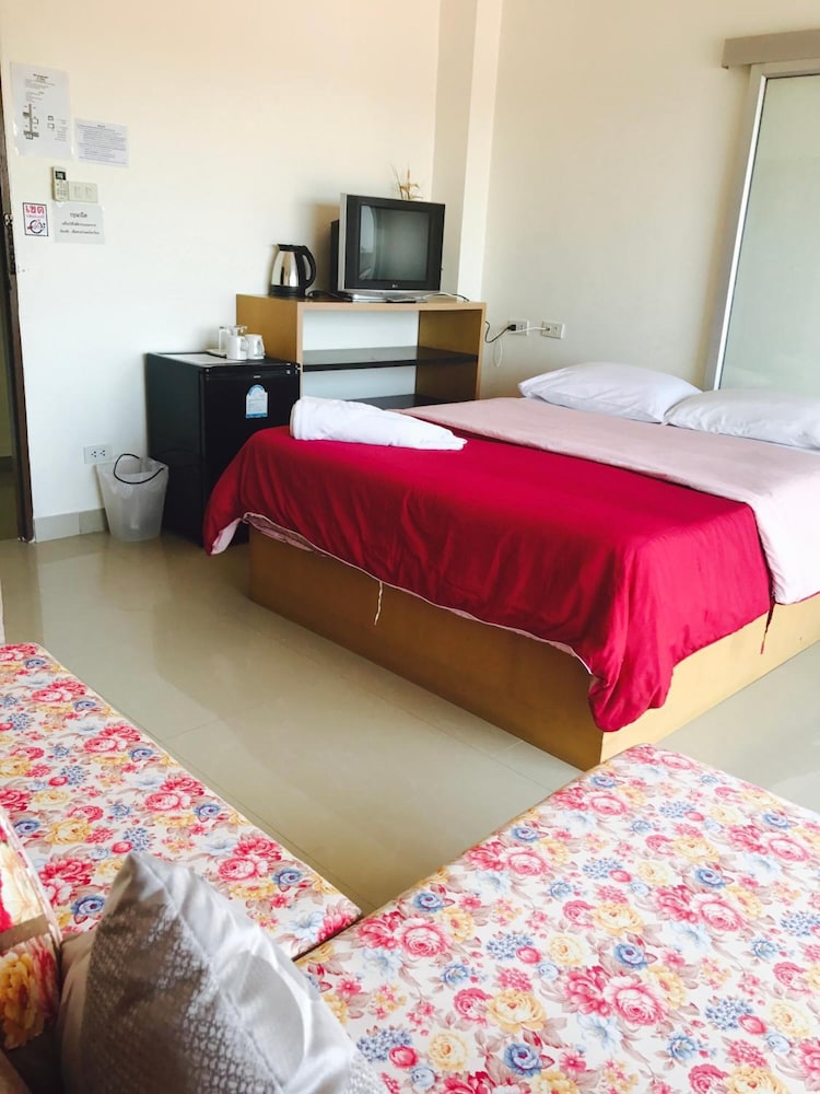 baan pak i un hua hin