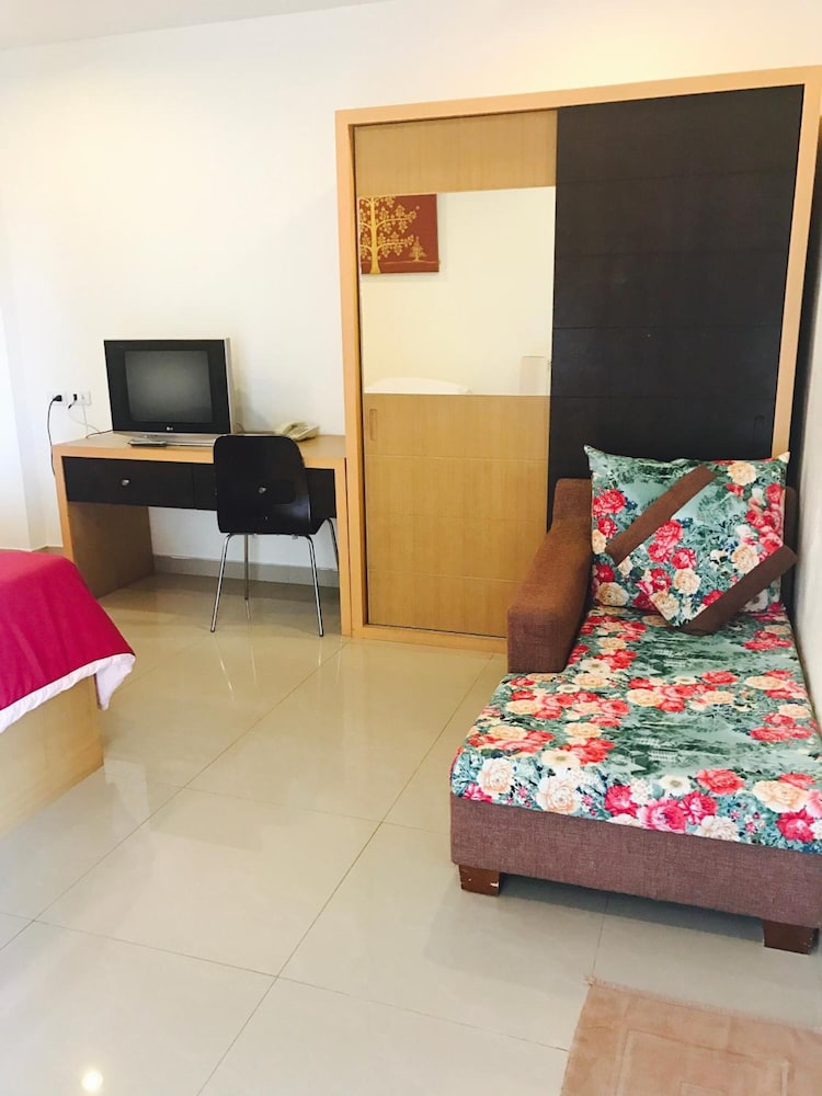 baan pak i un hua hin