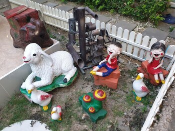 friends house resort