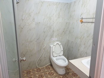 friends house resort